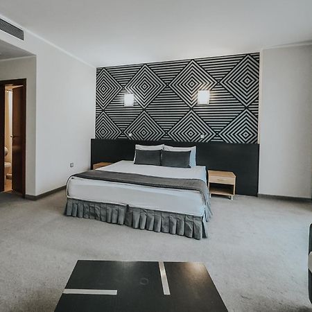 Hotel Noris Plovdiv Exterior foto