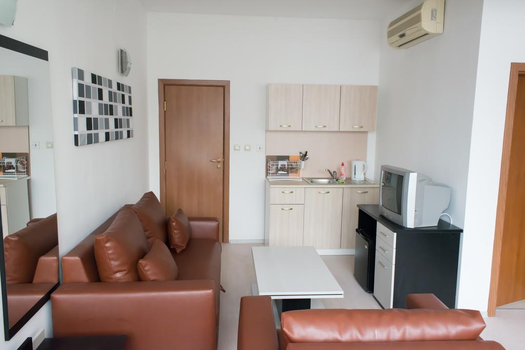 Hotel Noris Plovdiv Habitación foto