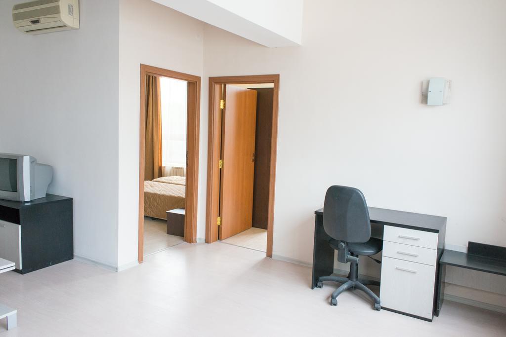 Hotel Noris Plovdiv Habitación foto